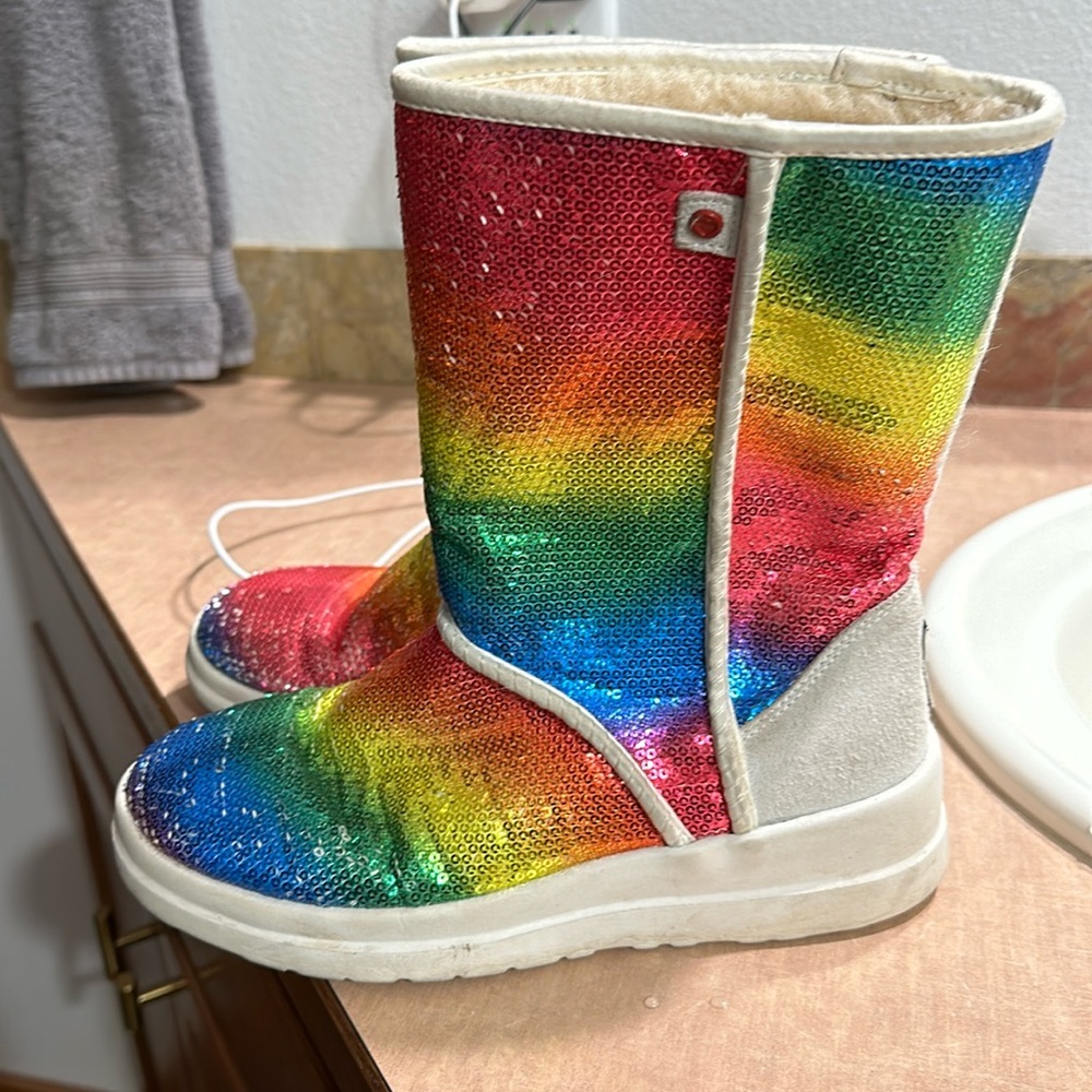 UGG size 8